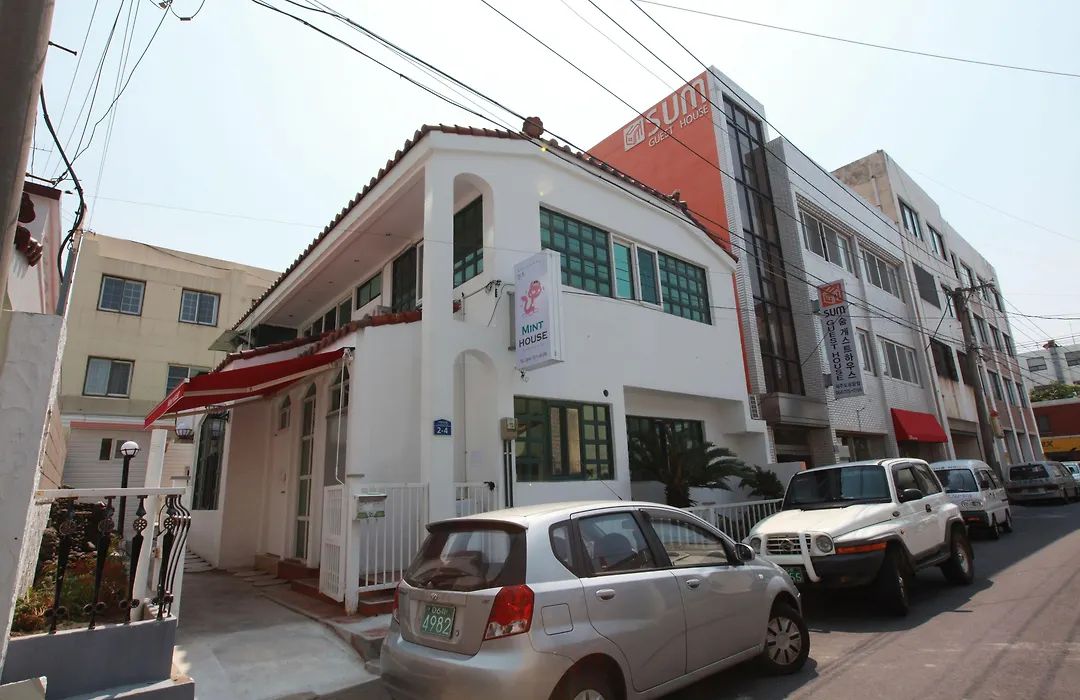 Sum Guesthouse Jeju Airport-1